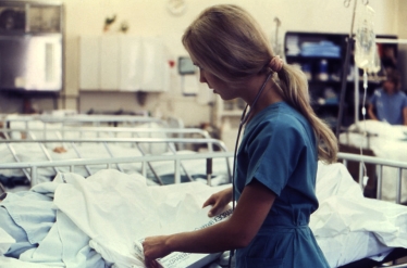 nurse with patient 